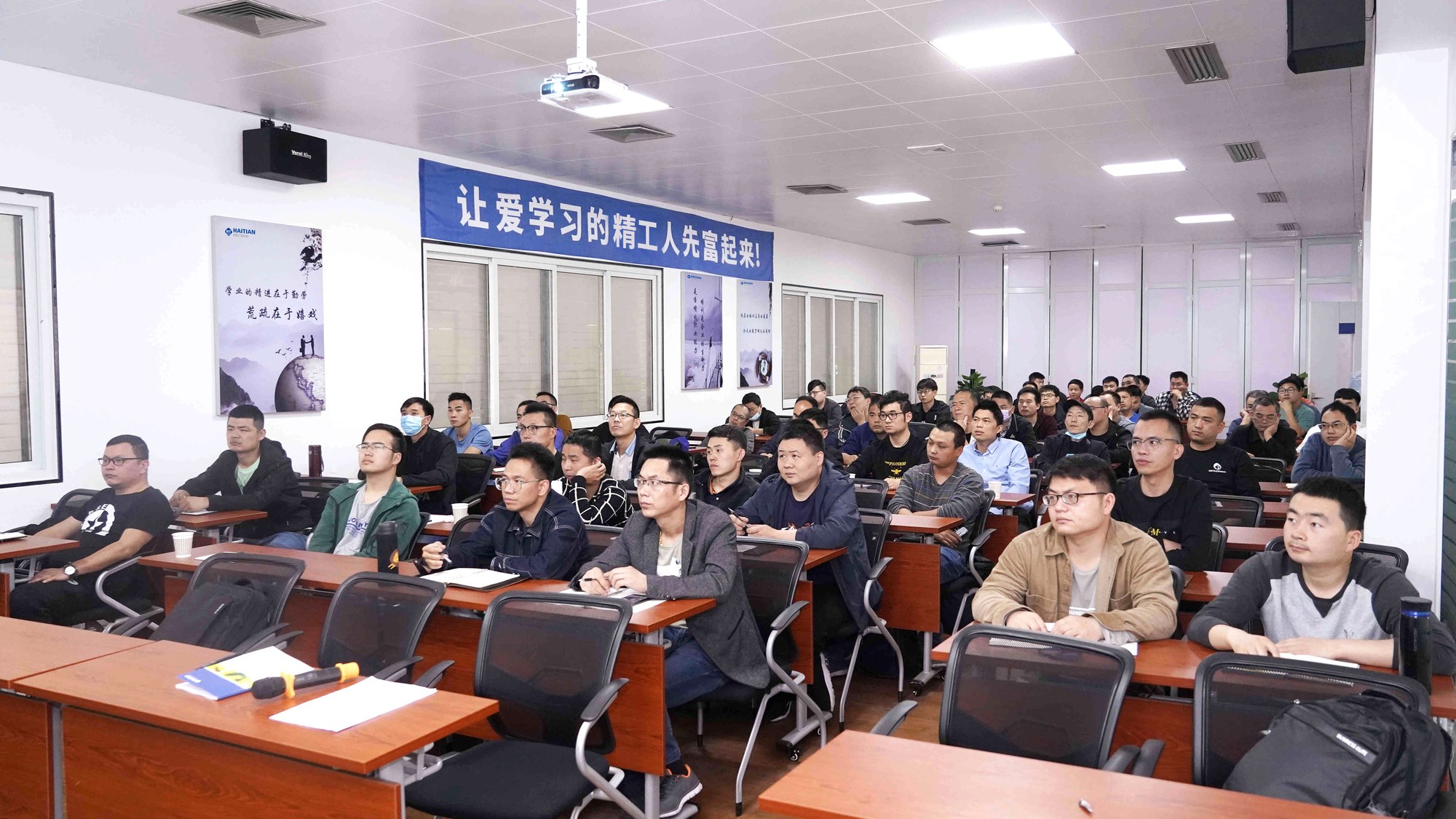 pg国际-不凡成就非凡,相信品牌的力量