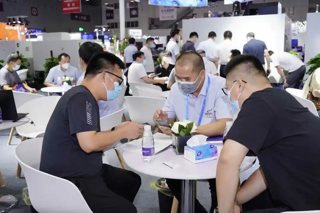pg国际-不凡成就非凡,相信品牌的力量