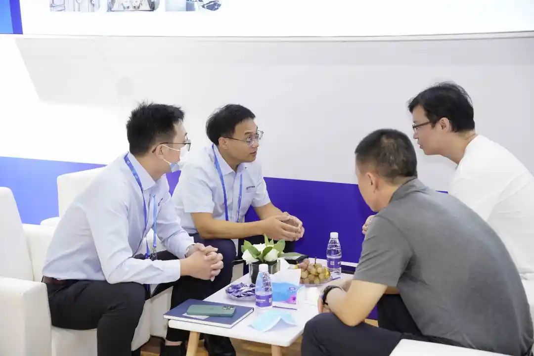 pg国际-不凡成就非凡,相信品牌的力量
